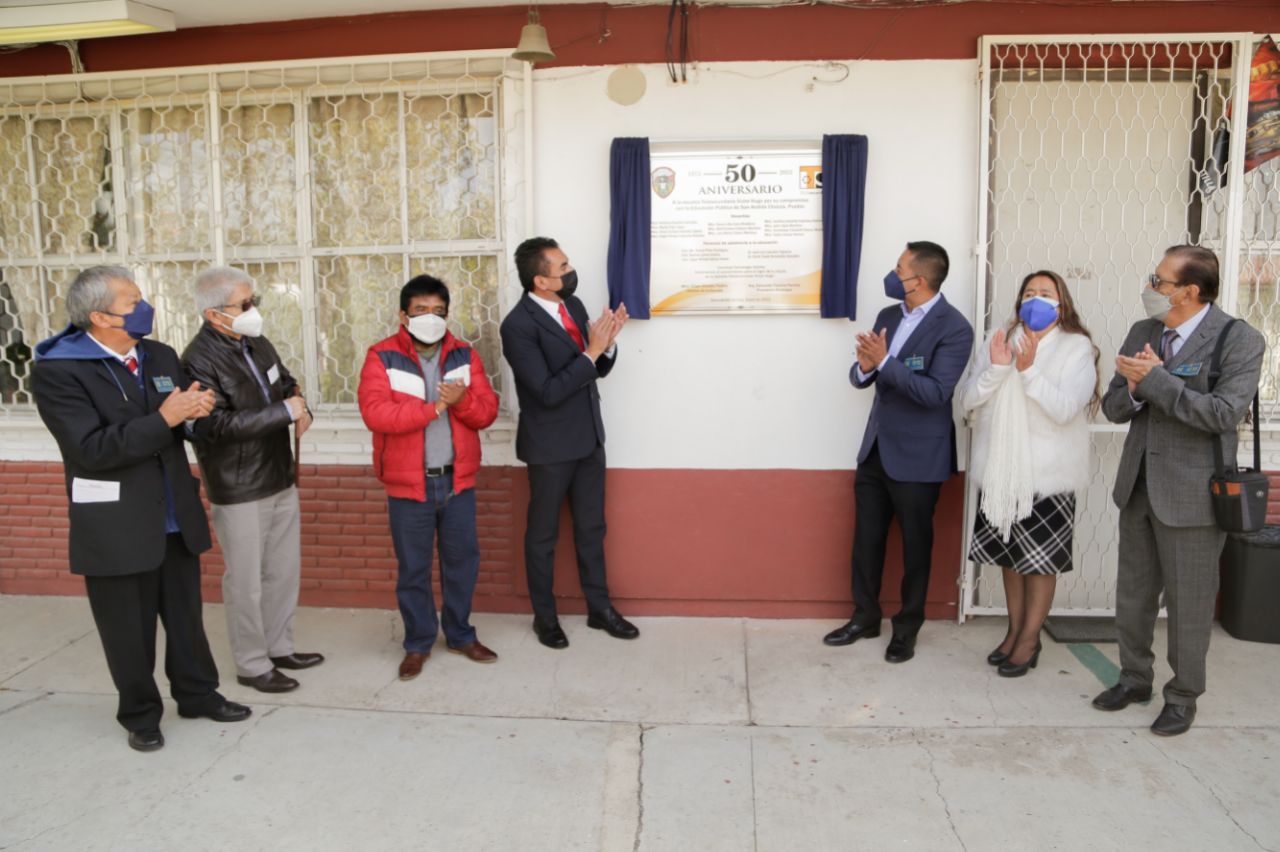 PARTICIPA MUNDO TLATEHUI EN CEREMONIA CONMEMORATIVA POR EL 50 ANIVERSIARIO DE LA TELESECUNDARIA “VÍCTOR HUGO”