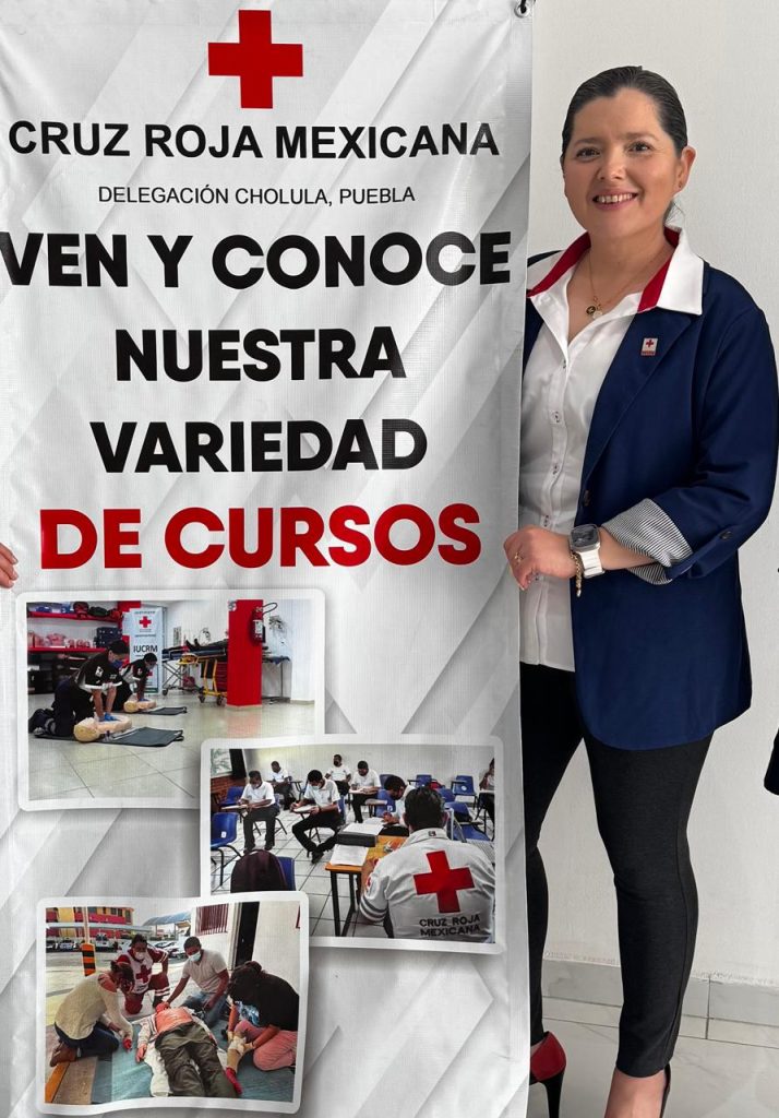 Mónica Constantino comienza Coordinación de la Cruz Roja en Cholula; invita a colecta para nueva ambulancia