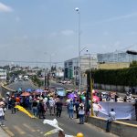 Por Programa de Desarrollo Urbano, pobladores de Cholula bloquean carretera federal a Atlixco